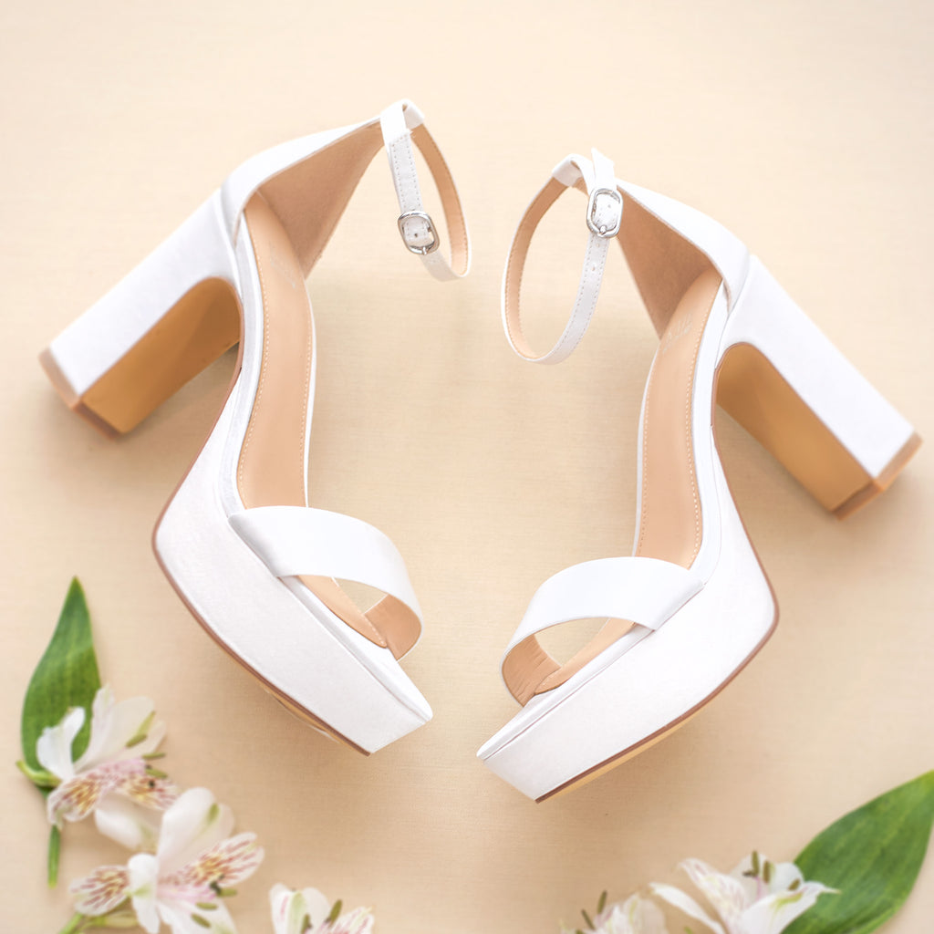 Buy online White Lace-up Block Sandals from heels for Women by Truffle  Collection for ₹3240 at 55% off | 2024 Limeroad.com